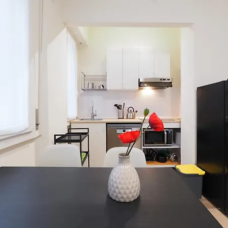 Primopiano - Tulipani Lägenhet Milano